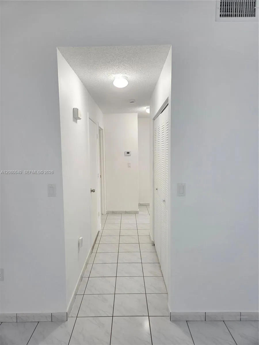 306 NW 114th Ave #3-101 Sweetwater, FL 33172