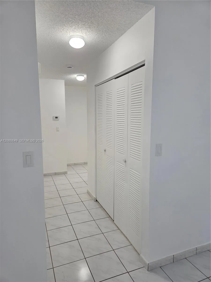 306 NW 114th Ave #3-101 Sweetwater, FL 33172