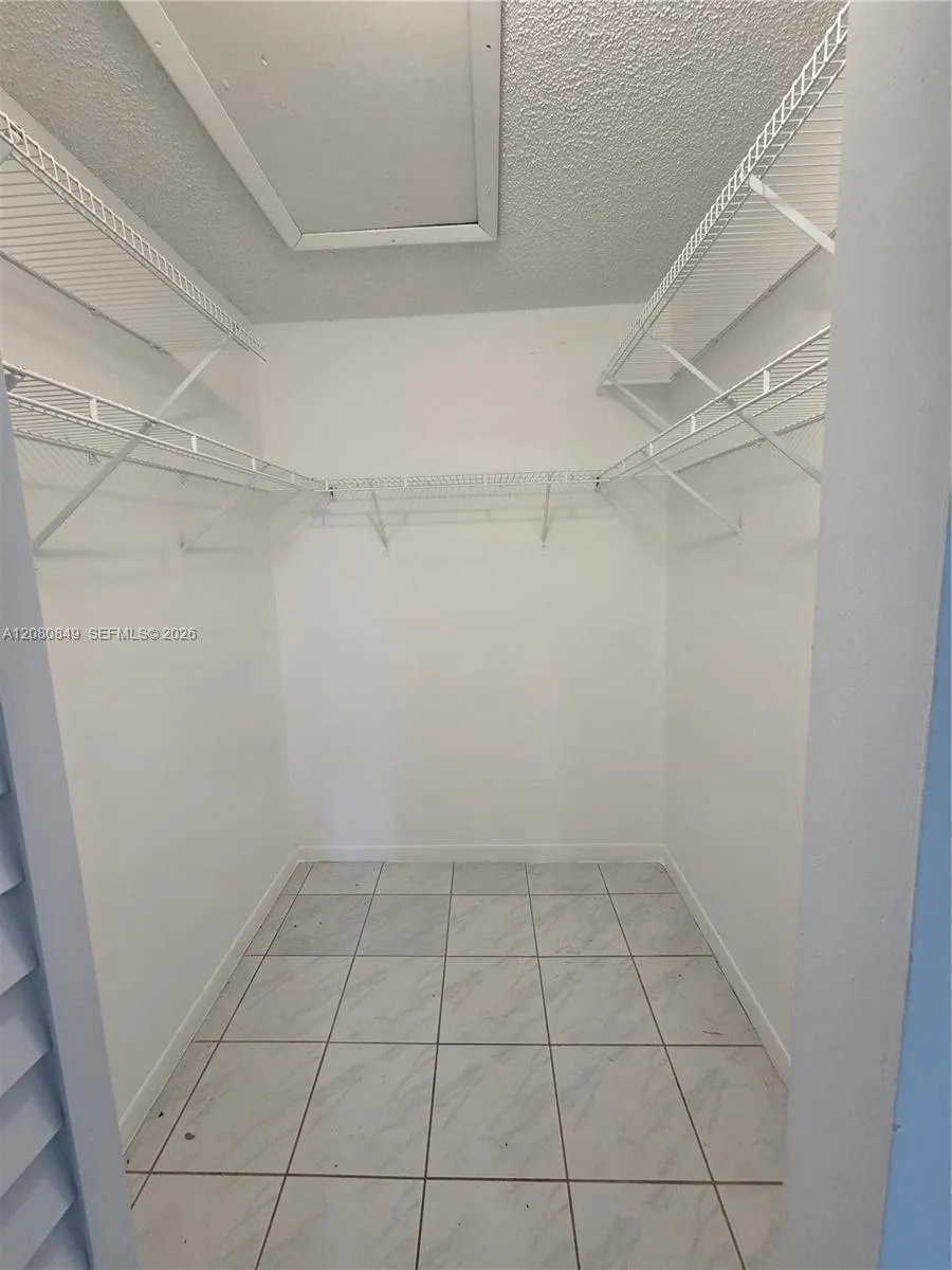 306 NW 114th Ave #3-101 Sweetwater, FL 33172