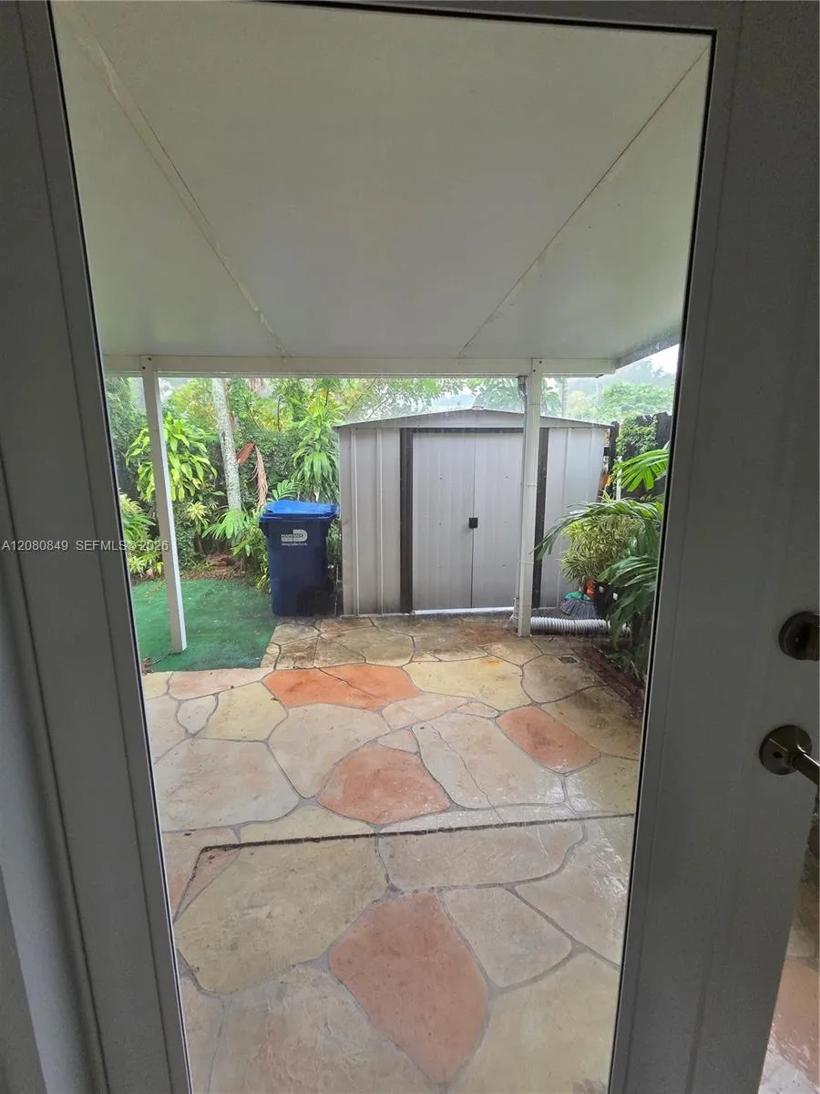 306 NW 114th Ave #3-101 Sweetwater, FL 33172