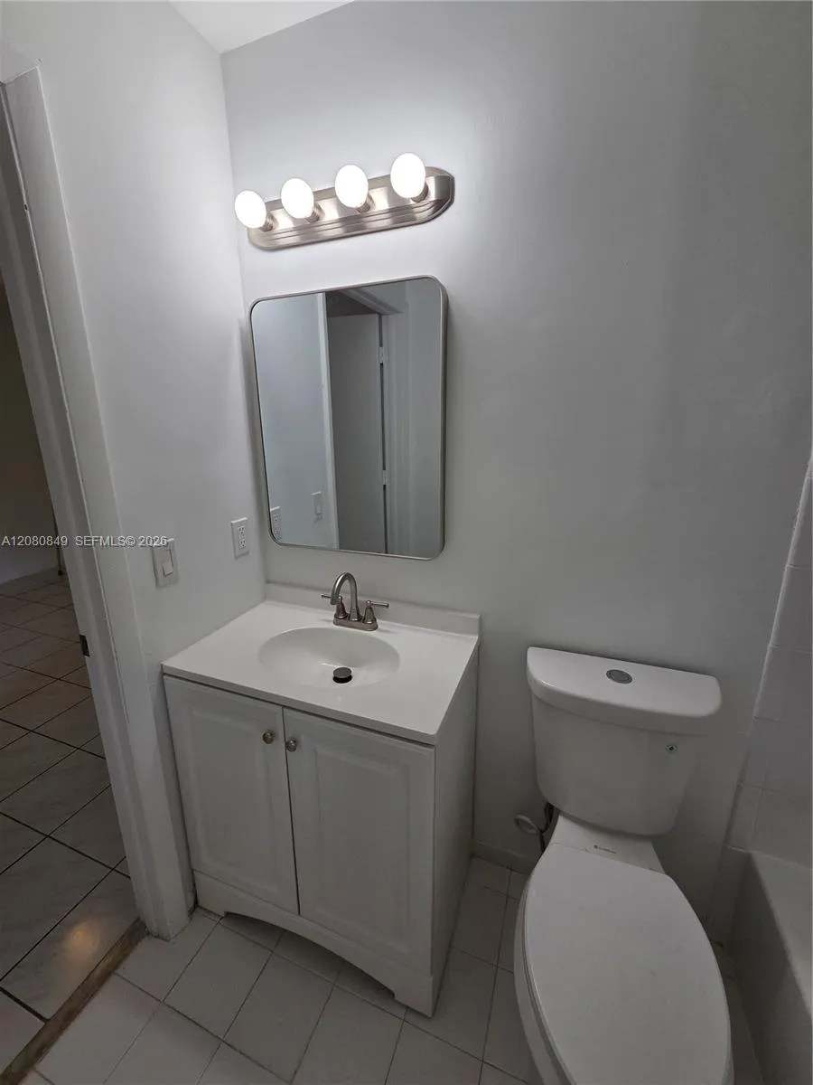 306 NW 114th Ave #3-101 Sweetwater, FL 33172