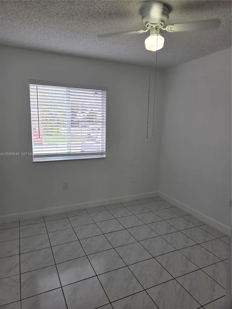 306 NW 114th Ave #3-101 Sweetwater, FL 33172