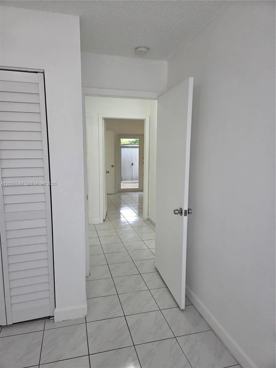 306 NW 114th Ave #3-101 Sweetwater, FL 33172