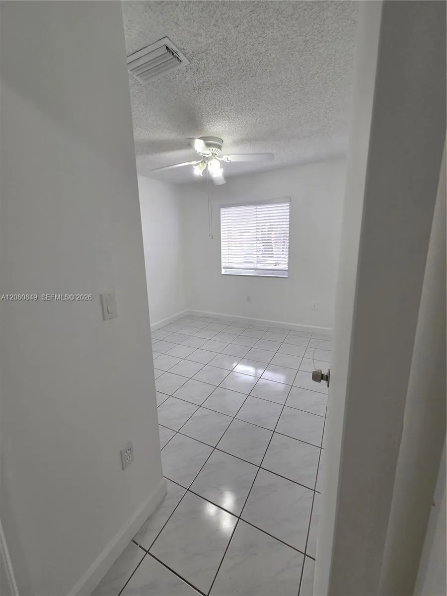306 NW 114th Ave #3-101 Sweetwater, FL 33172