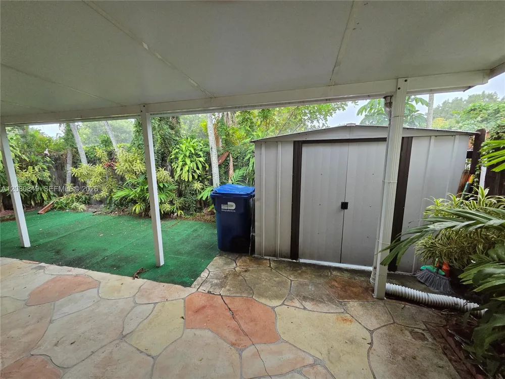 306 NW 114th Ave #3-101 Sweetwater, FL 33172