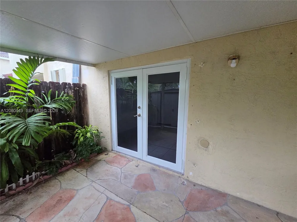 306 NW 114th Ave #3-101 Sweetwater, FL 33172