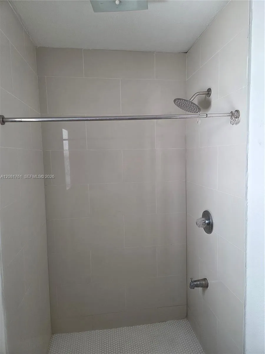 225 NW 59th St Miami, FL 33127