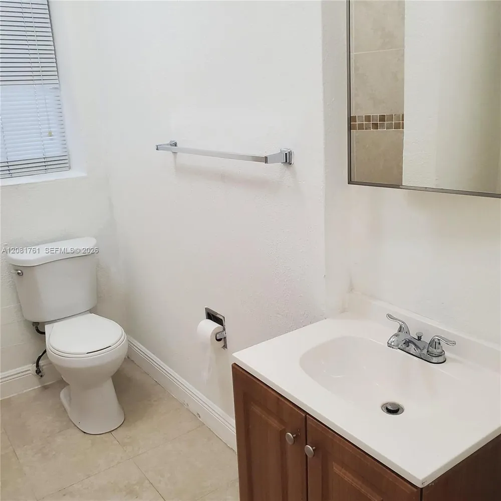 225 NW 59th St Miami, FL 33127