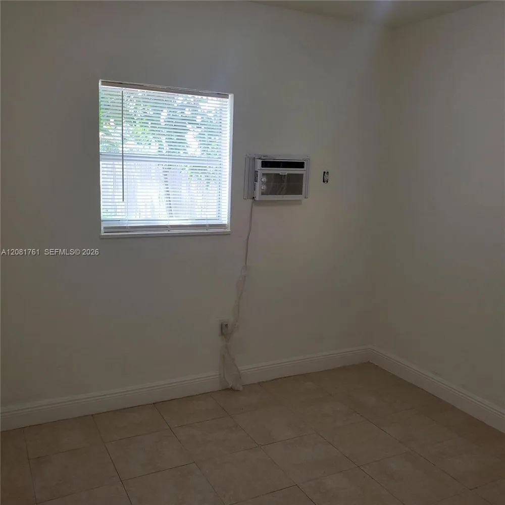 225 NW 59th St Miami, FL 33127