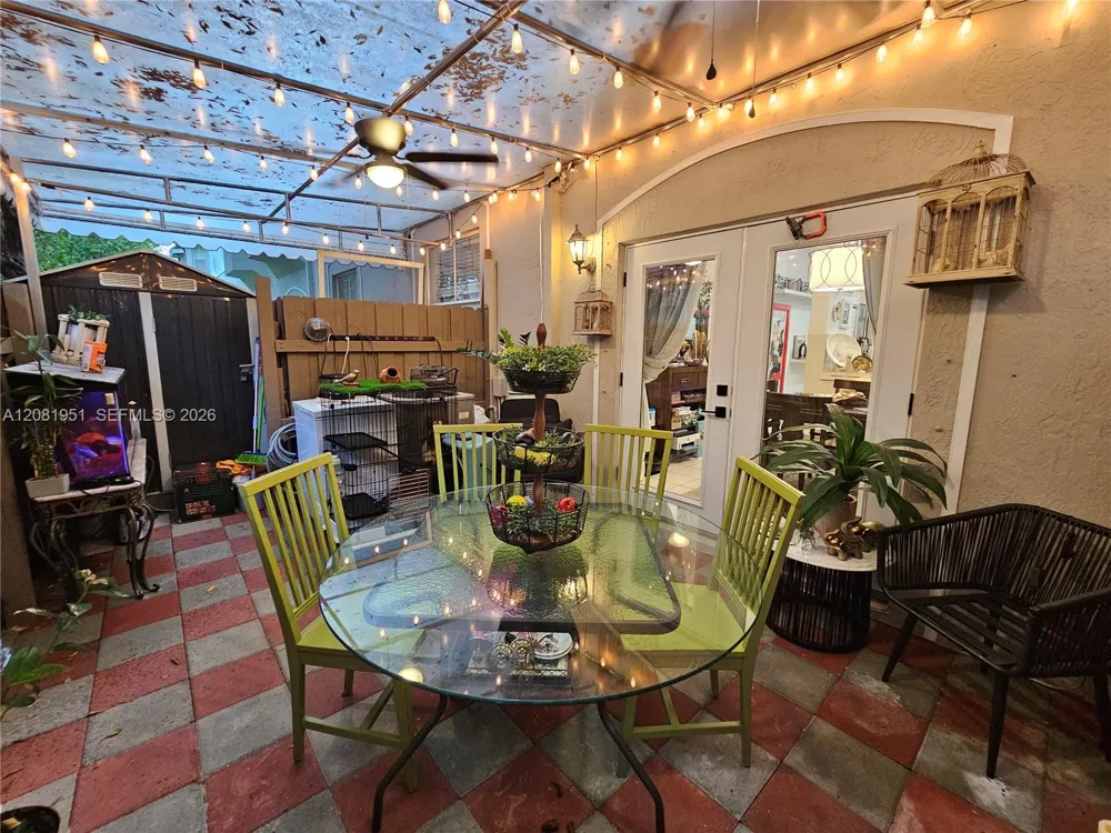 1661 SE 28th St #105 Homestead, FL 33035