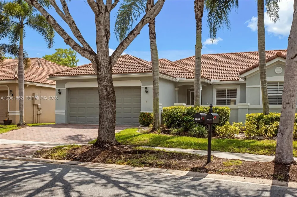 1931 Pisces Ter Weston, FL 33327