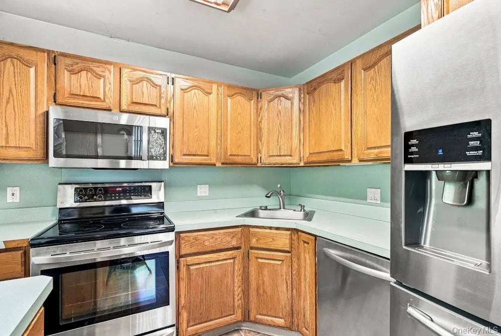 3905 Clove Court Seaford, NY 11783