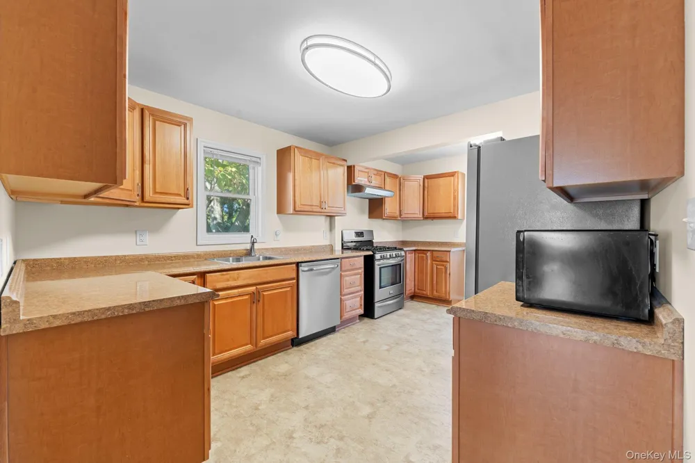 109 Laurel Street Patchogue, NY 11772
