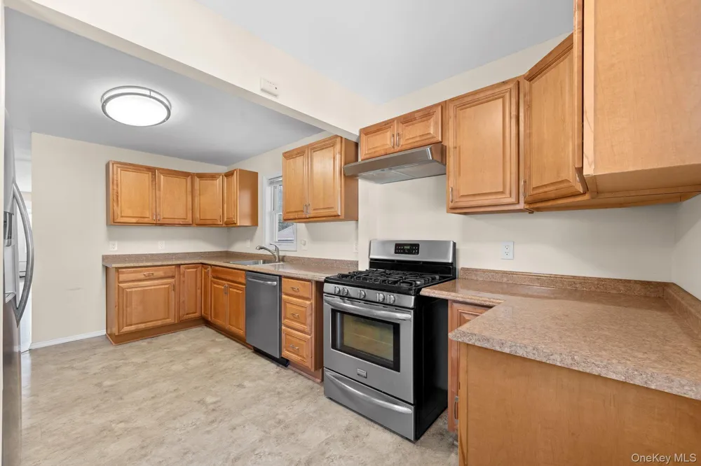 109 Laurel Street Patchogue, NY 11772