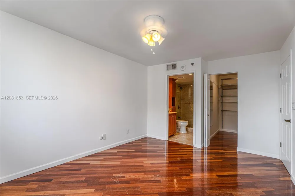 770 Claughton Island Dr #1603 Miami, FL 33131