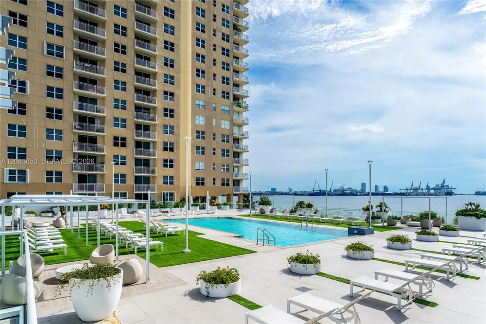 770 Claughton Island Dr #1603 Miami, FL 33131
