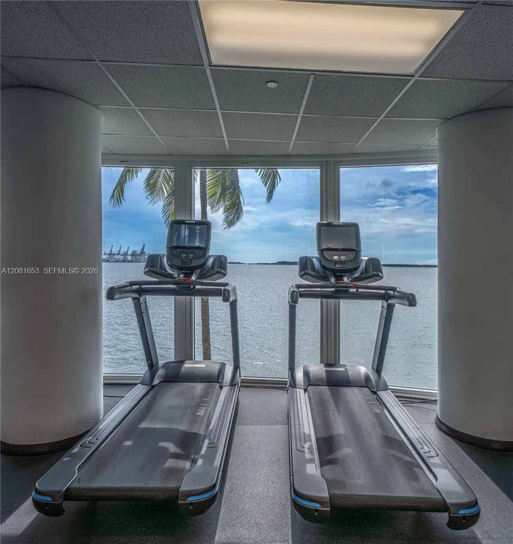 770 Claughton Island Dr #1603 Miami, FL 33131