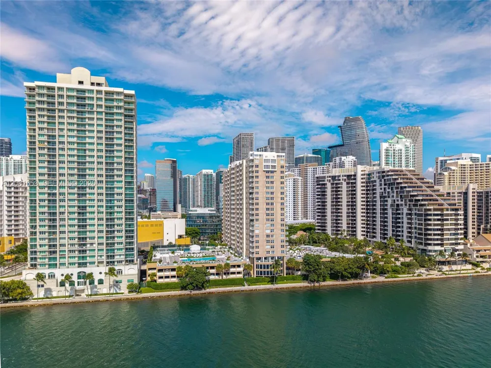 770 Claughton Island Dr #1603 Miami, FL 33131