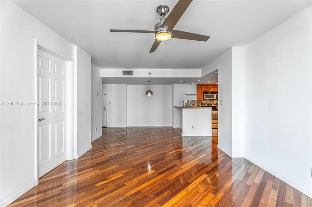 770 Claughton Island Dr #1603 Miami, FL 33131