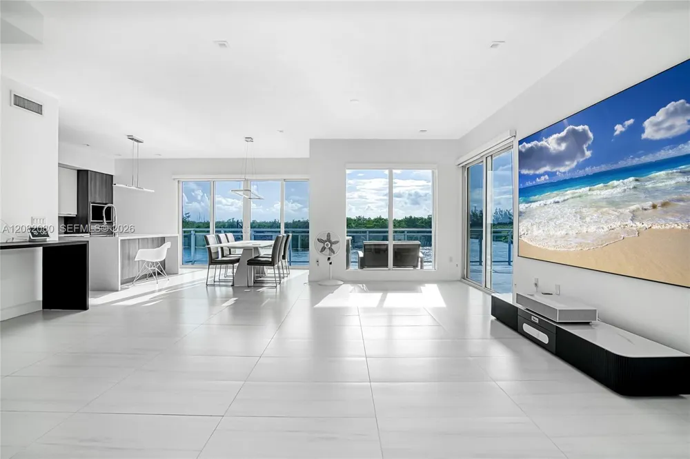 6100 Ocean Dr #2N Hollywood, FL 33019