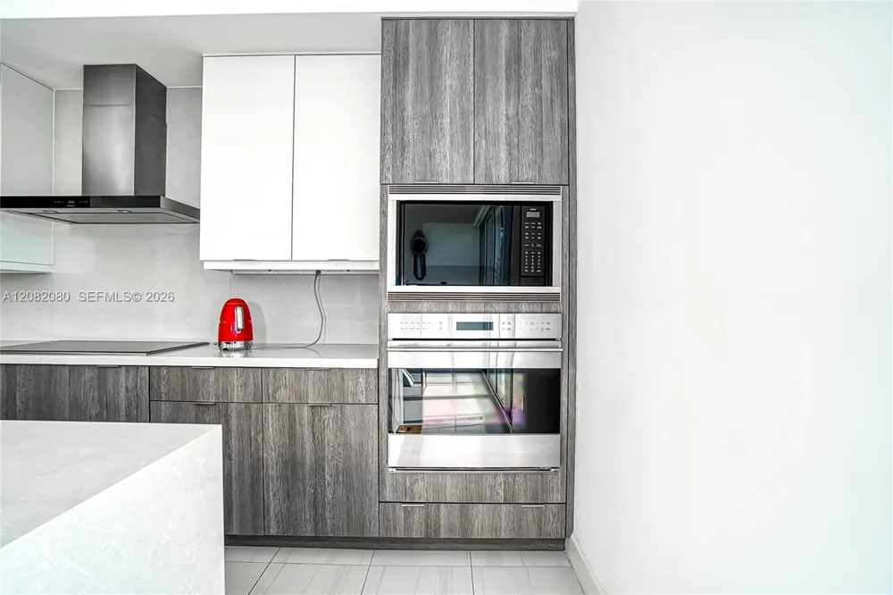 6100 Ocean Dr #2N Hollywood, FL 33019
