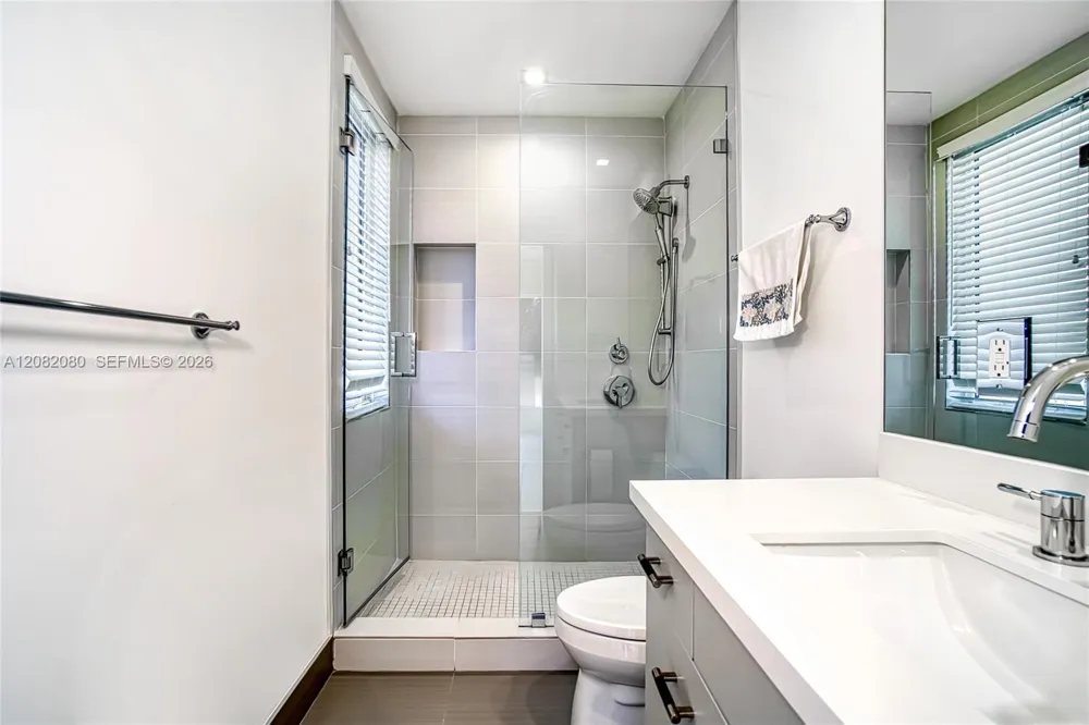 6100 Ocean Dr #2N Hollywood, FL 33019