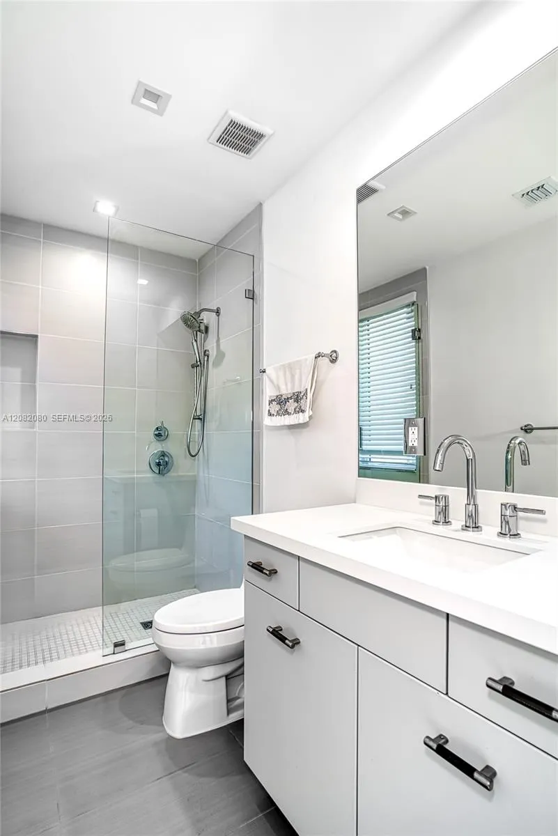 6100 Ocean Dr #2N Hollywood, FL 33019
