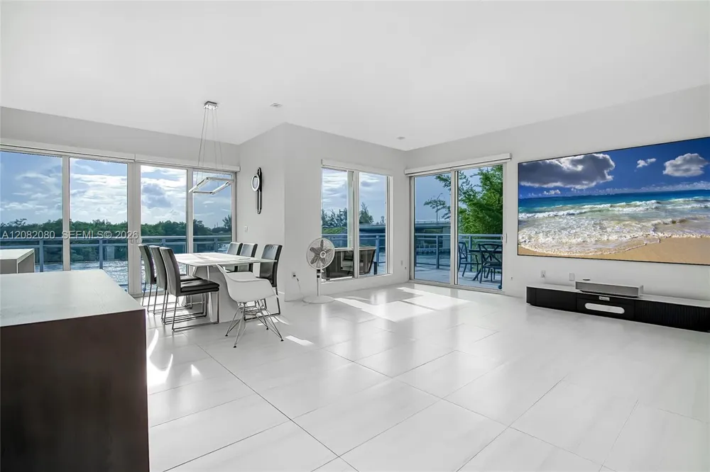 6100 Ocean Dr #2N Hollywood, FL 33019