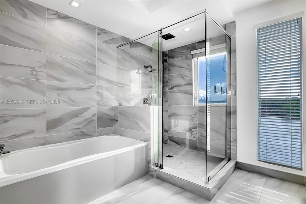 6100 Ocean Dr #2N Hollywood, FL 33019