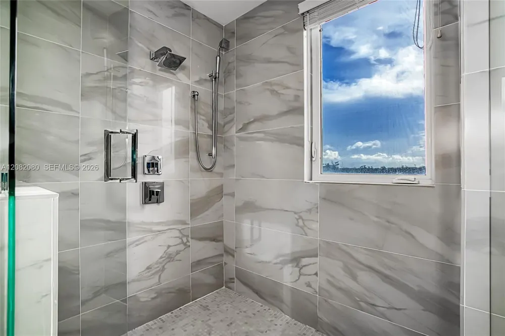 6100 Ocean Dr #2N Hollywood, FL 33019