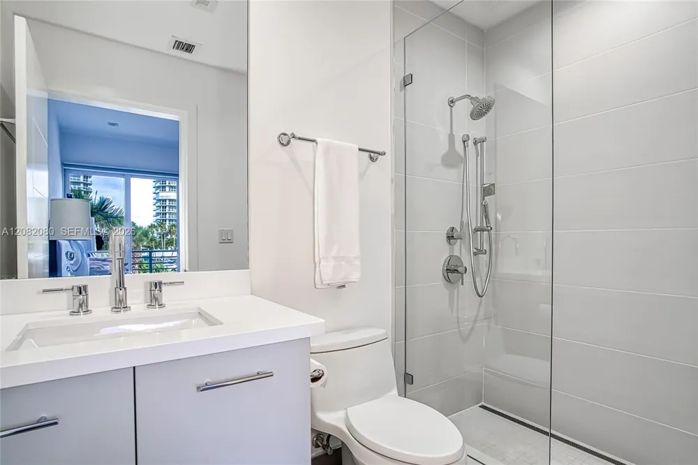 6100 Ocean Dr #2N Hollywood, FL 33019