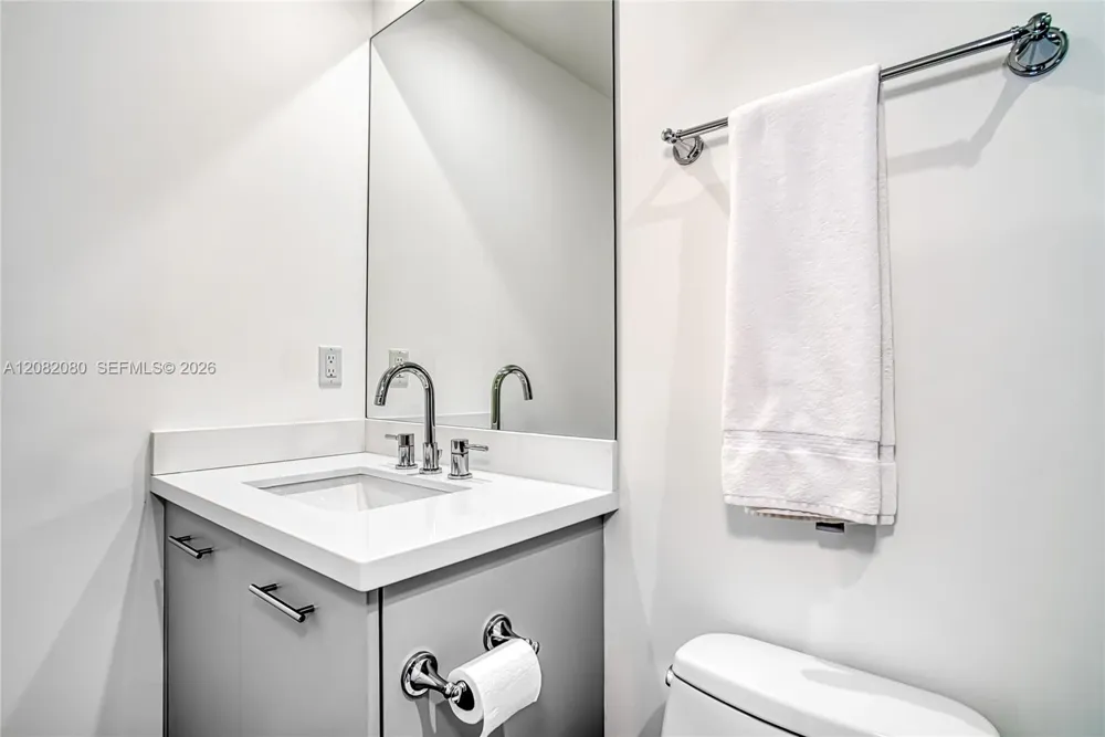 6100 Ocean Dr #2N Hollywood, FL 33019