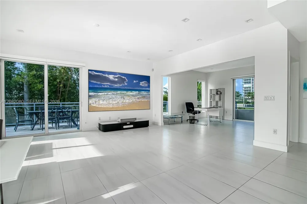 6100 Ocean Dr #2N Hollywood, FL 33019