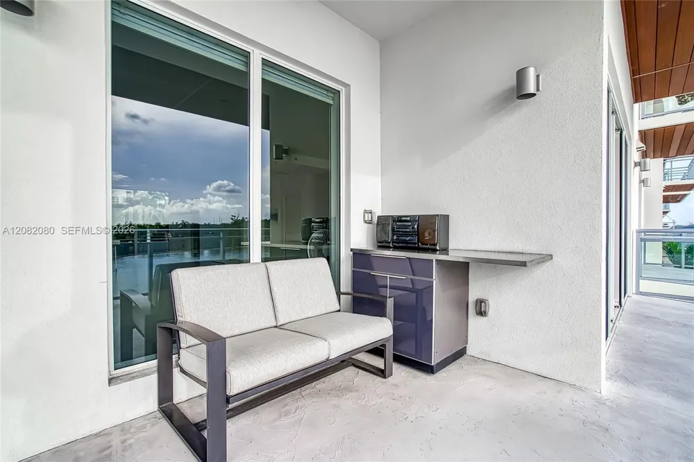 6100 Ocean Dr #2N Hollywood, FL 33019
