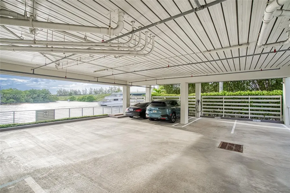 6100 Ocean Dr #2N Hollywood, FL 33019