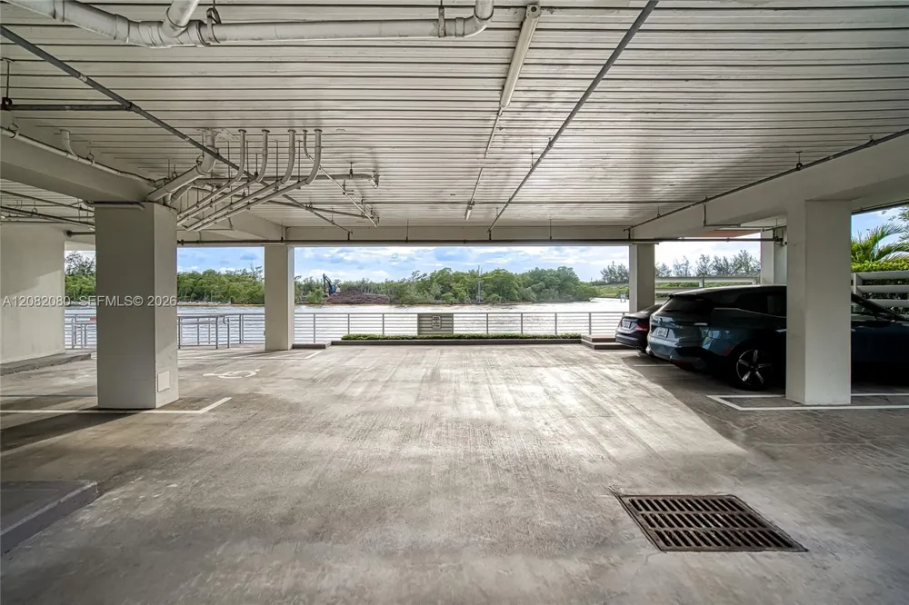 6100 Ocean Dr #2N Hollywood, FL 33019