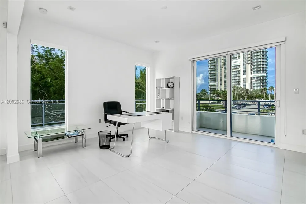 6100 Ocean Dr #2N Hollywood, FL 33019