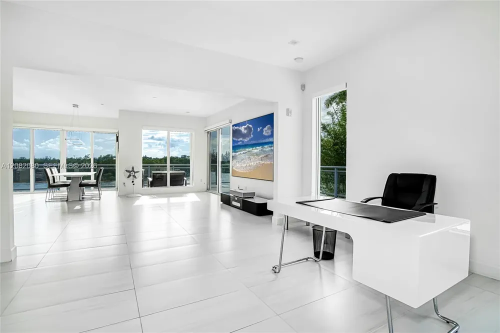 6100 Ocean Dr #2N Hollywood, FL 33019