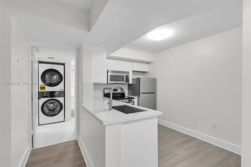 15495 Miami Lakeway N #101 Miami Lakes, FL 33014