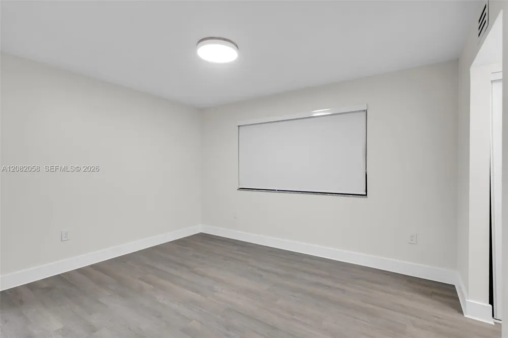 15495 Miami Lakeway N #101 Miami Lakes, FL 33014