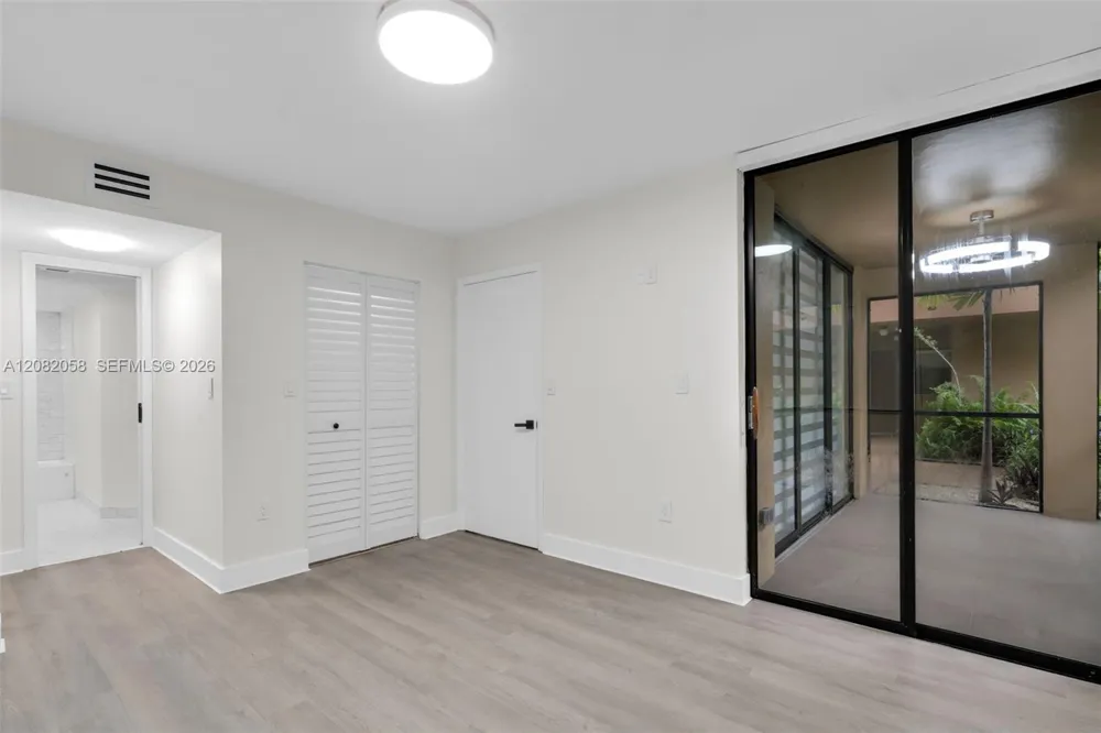 15495 Miami Lakeway N #101 Miami Lakes, FL 33014