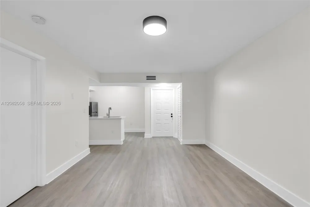15495 Miami Lakeway N #101 Miami Lakes, FL 33014
