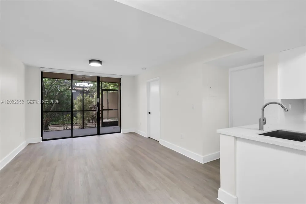 15495 Miami Lakeway N #101 Miami Lakes, FL 33014