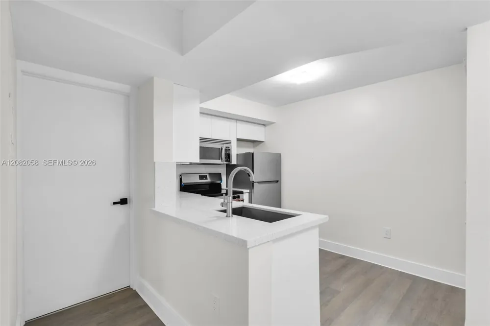 15495 Miami Lakeway N #101 Miami Lakes, FL 33014