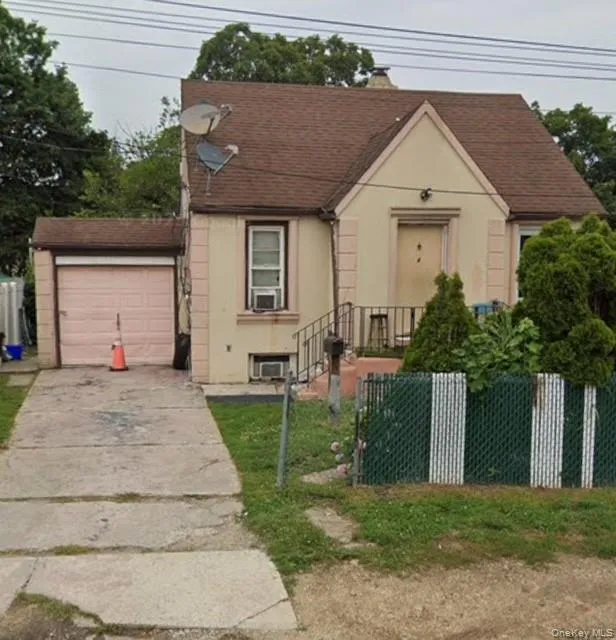 4 Andrews Avenue Roosevelt, NY 11575