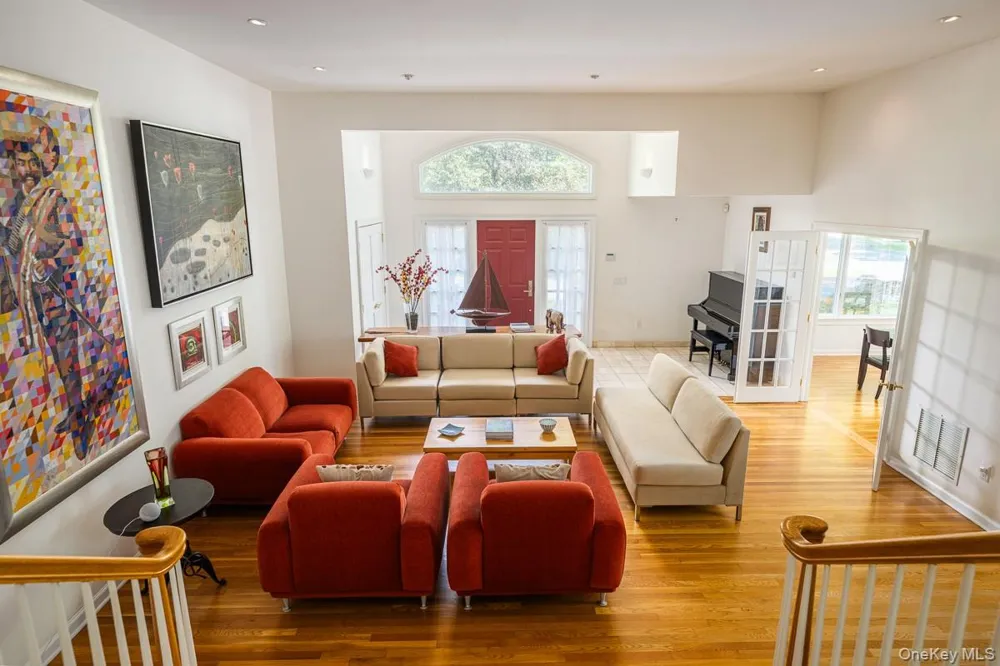 1 Deepwoods Lane Old Greenwich, CT 06870