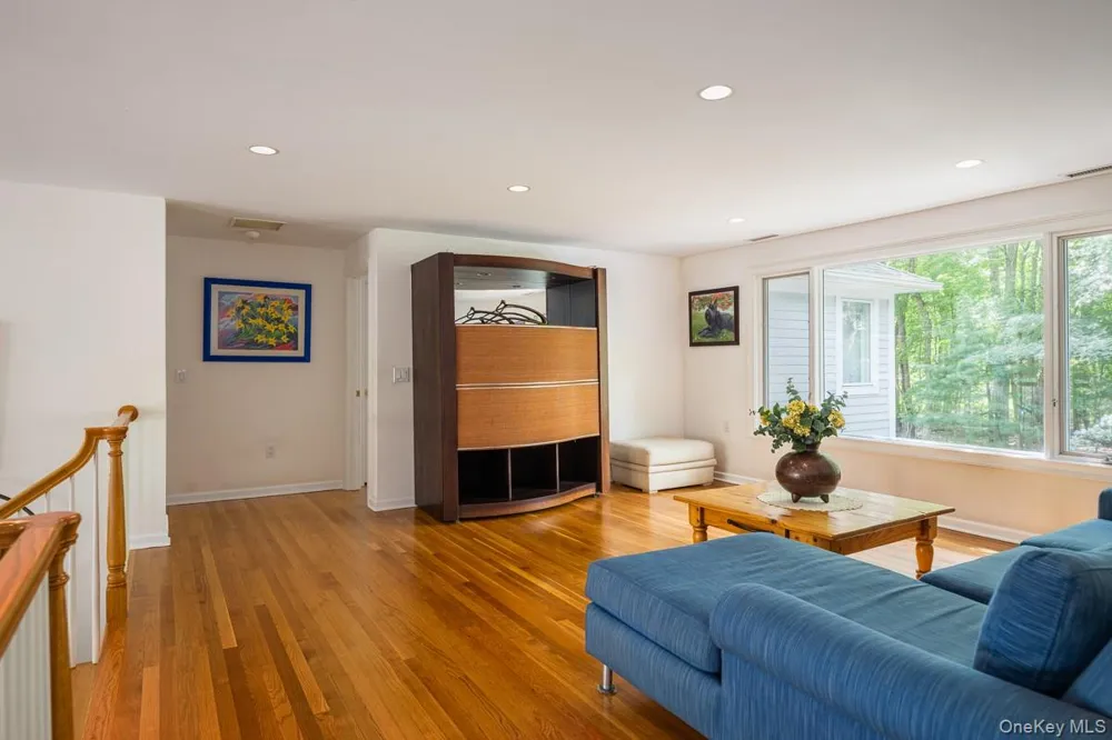 1 Deepwoods Lane Old Greenwich, CT 06870