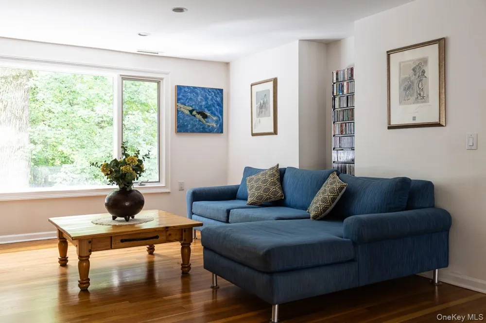 1 Deepwoods Lane Old Greenwich, CT 06870