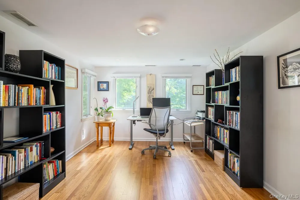 1 Deepwoods Lane Old Greenwich, CT 06870
