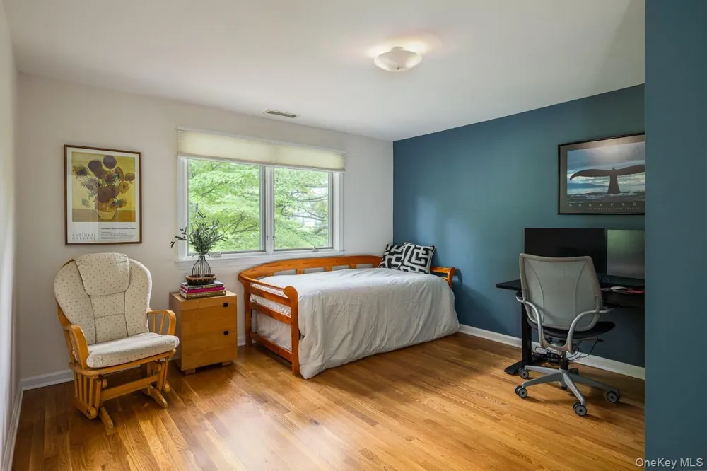 1 Deepwoods Lane Old Greenwich, CT 06870